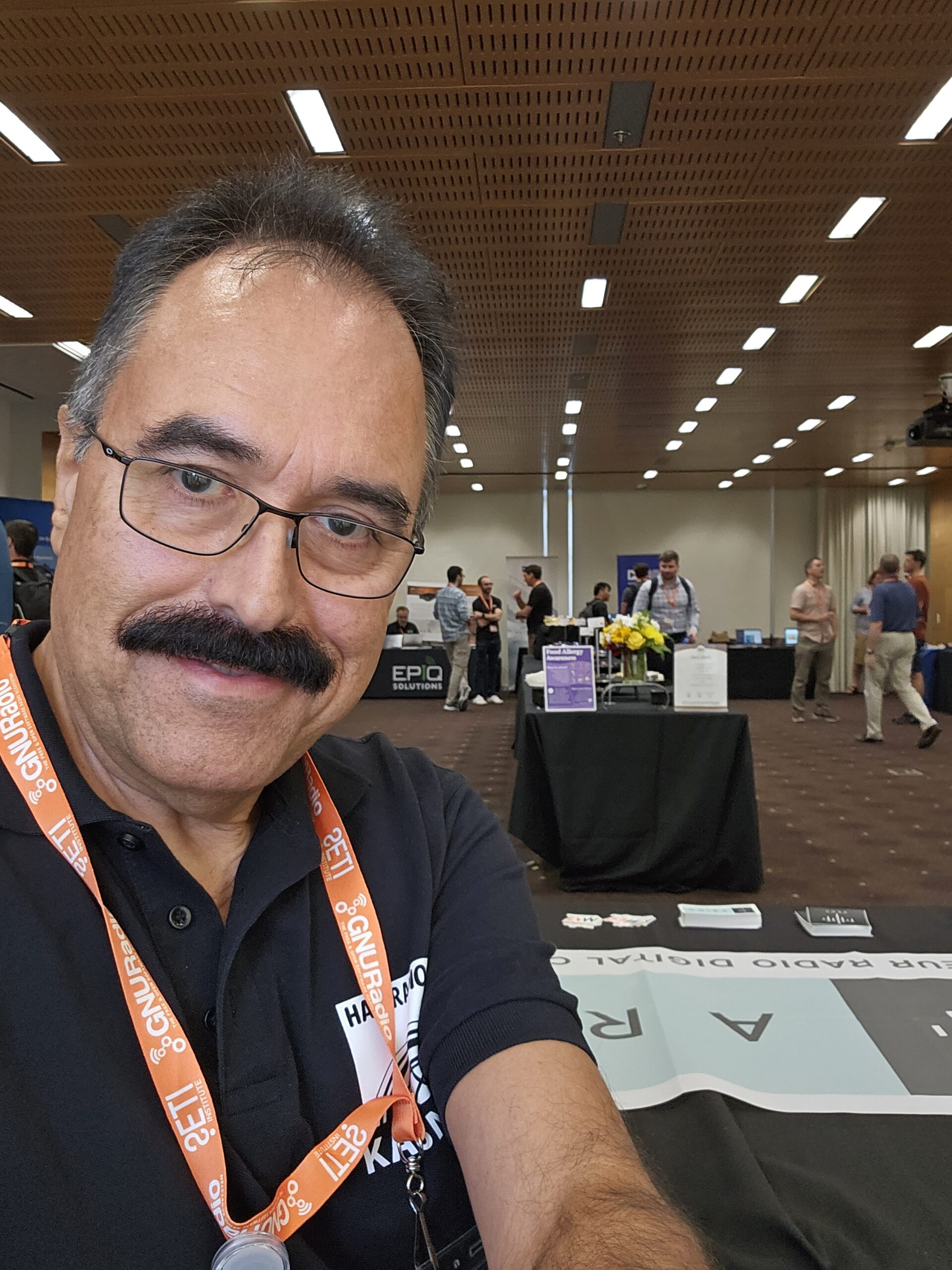 Jon Kemper (KA6NVY) in the exhibitor hall at GNU Radio Conference 2023